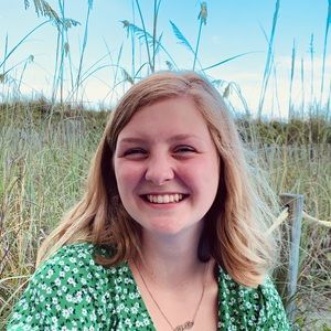 Meet your Posher, Avery